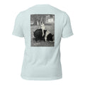 SuuWee heather prism ice blue tee — back graphic print detail — Pistolero Clásico