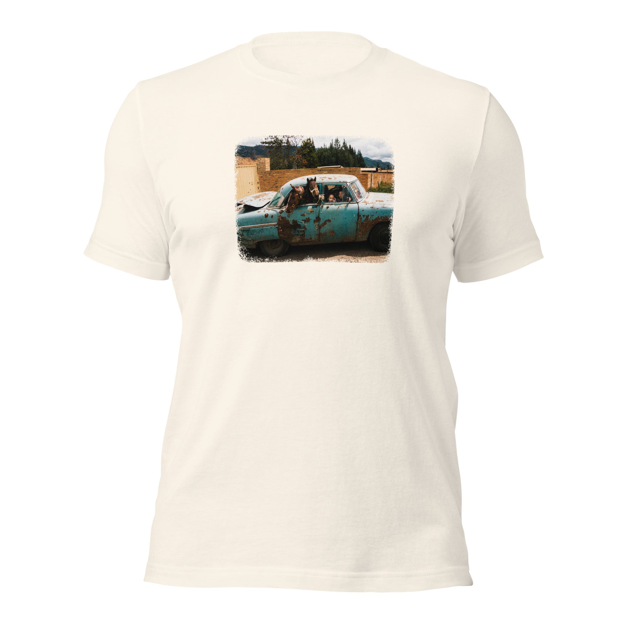 ¡Vamonos! vintage white tee — front graphic print — Pistolero Clásico